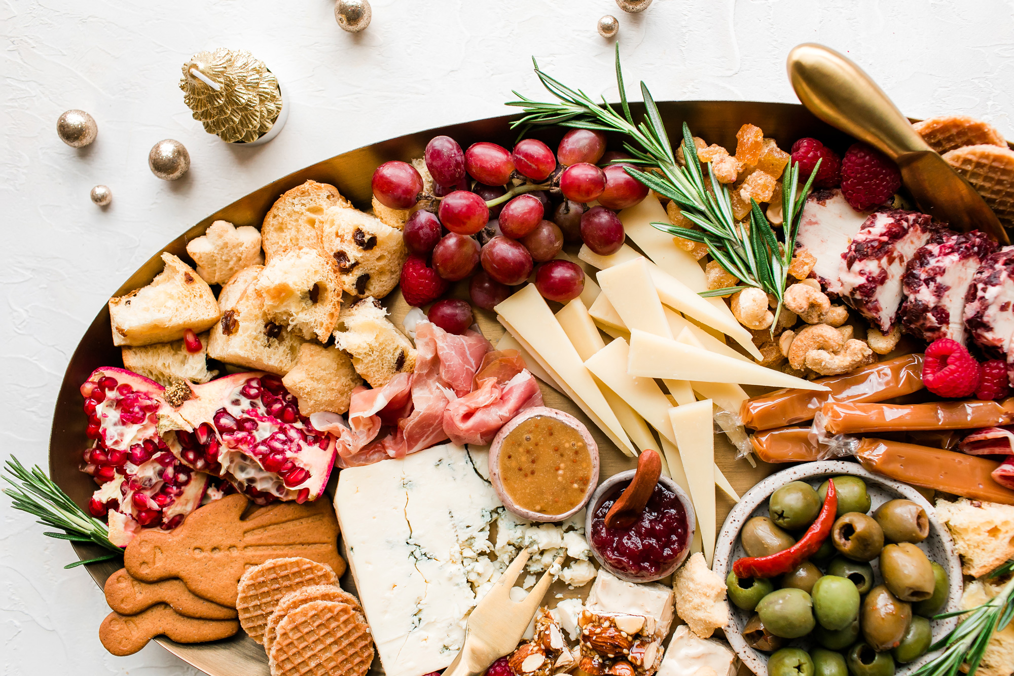 How to Build an Epic Holiday Cheese Board: Step-by-Step Guide